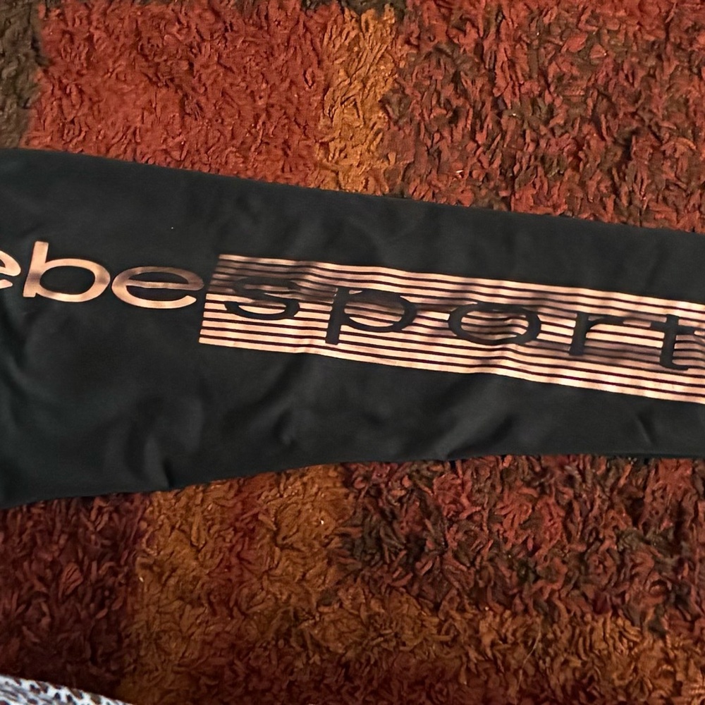 NWT “Bebe Sport” Black with Rose Gold Metallic Laser Cut Logo Legging Size: M - Picture 4 of 11